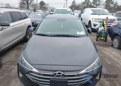 2020 Hyundai Elantra Sel z USA, uszkodzony, nr VIN 5NPD84LF9LH559118